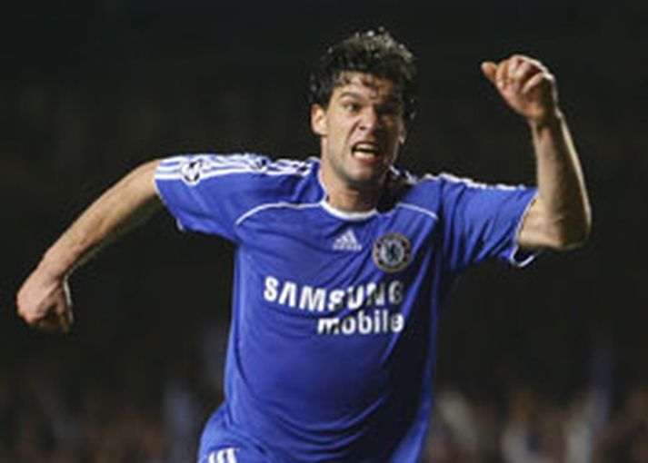 Michael Ballack er ekki sami leikmaðurinn fyrir Chelsea eins og hann var fyrir Bayern Munchen.