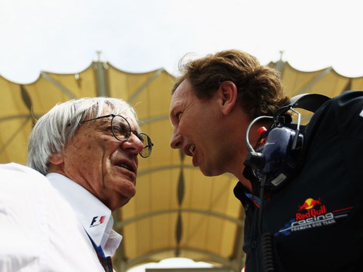 Bernie Ecclestone og Christian Horner ræða málin. Þeir eru báðir strandaglópðar í Kína.