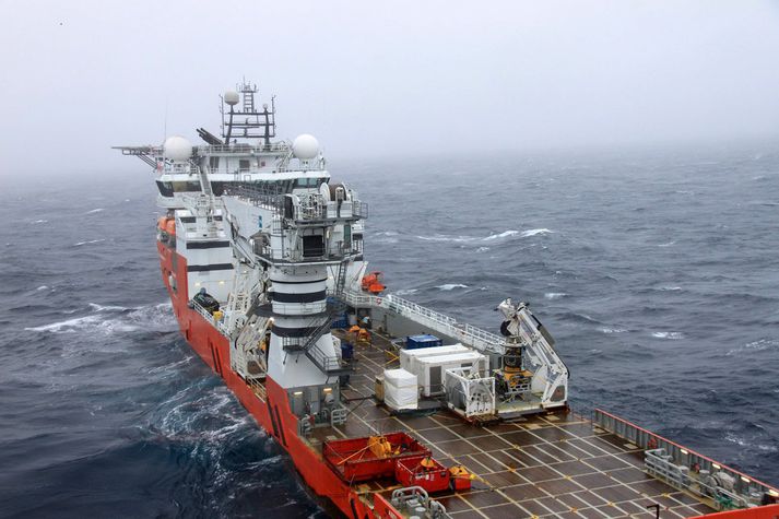 Norska skipið Seabed Constructor var leigt til leitar að Minden í apríl en var stöðvað af Landhelgisgæslunni.