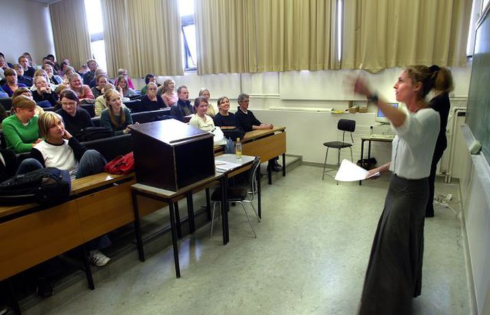 einbeittir nemendur hjá einbeittum kennara Menntamálaráðuneytið hefur verið að gera úttektir í einstaka deildum og skólum en ekkert í því magni sem það á að gera, segir framkvæmdastjóri Bandalags íslenskra námsmanna.