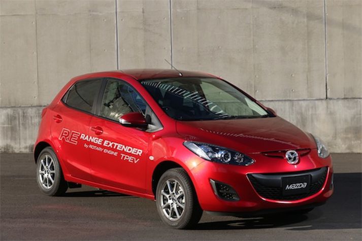 Mazda2 með rafmótor og Rotary vél.