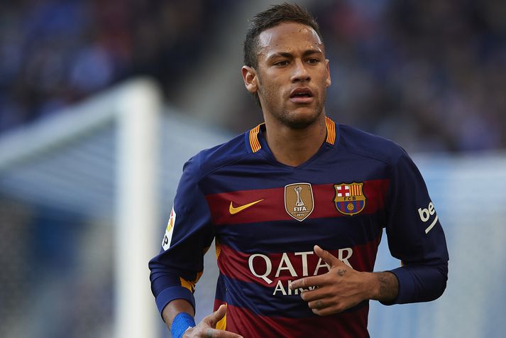 Neymar í leiknum gegn Espanyol í gær.