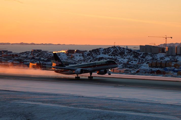 Flugvél framboðs Trumps í Nuuk.