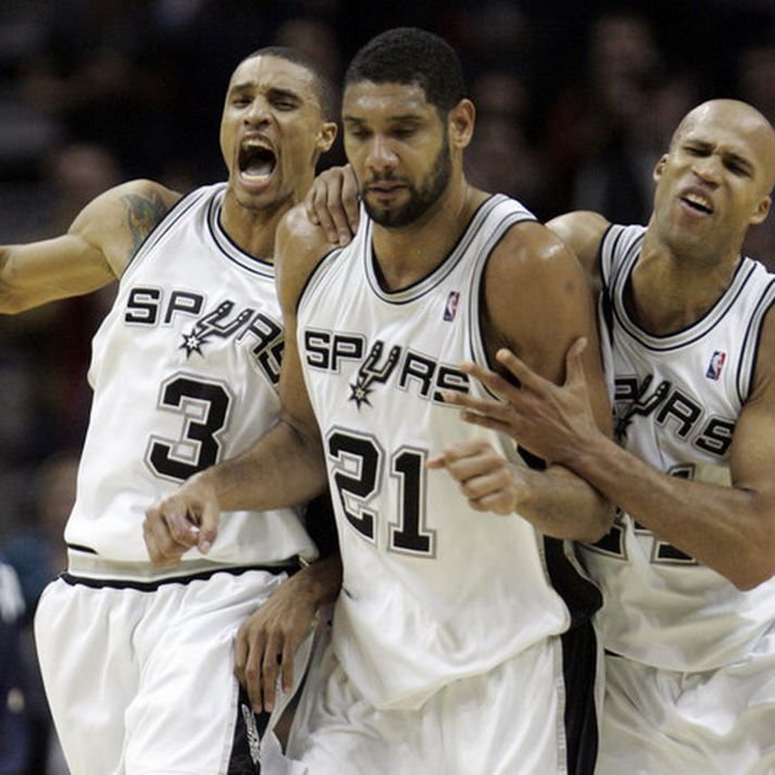 Tim Duncan var hetja San Antonio í nótt.