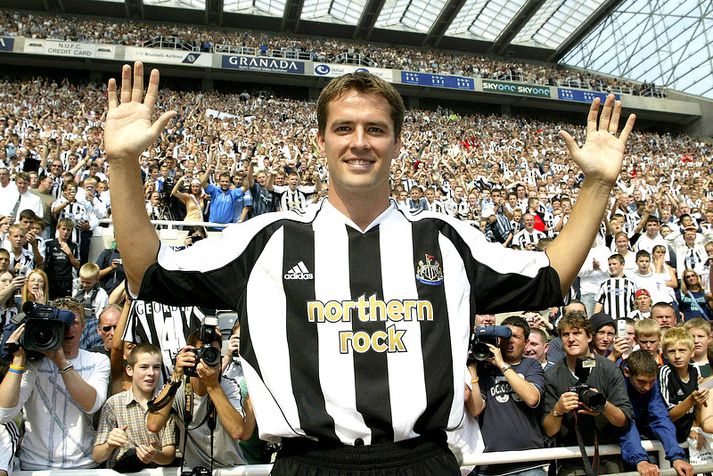 Það var vel tekið á móti Michael Owen hjá Newcastle í ágúst 2005.