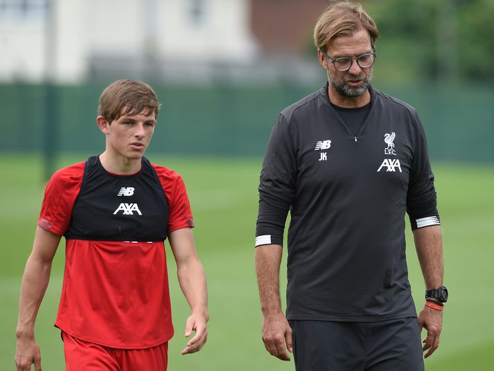 Klopp ásamt hinum unga Leighton Clarkson.