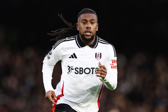 Alex Iwobi er leikmaður Fulham og spilar annan í jólum gegn Chelsea. Hann nýtir tímann utan þess til að láta gott af sér leiða.