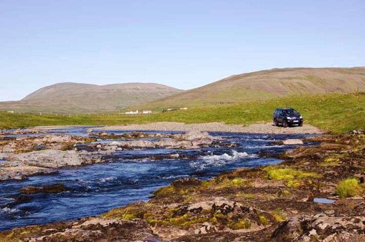 Miðá lætur ekki mikið yfir sér, en vatnsleysi hliðaráa er helst til að takmarka framleiðslu seiða, en áin er fljót að falla ofan í grjót í miklum þurrkum.