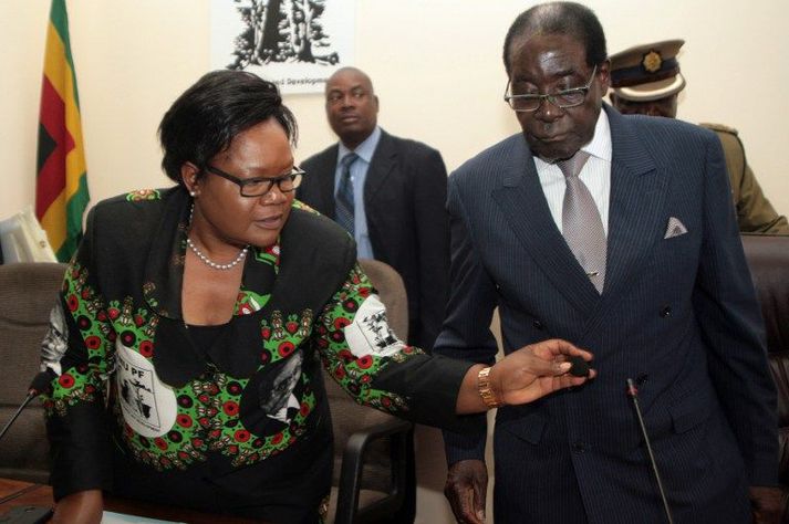 Mujuru og Mugabe þegar allt lék í lyndi