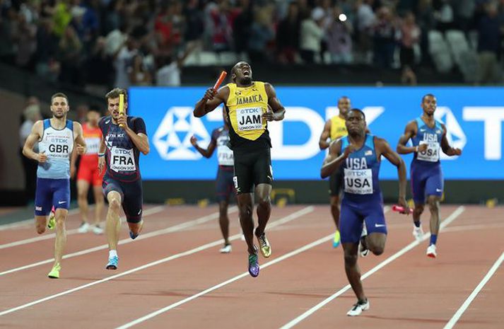 Usian Bolt stífnar upp.