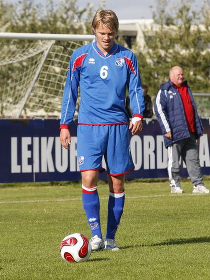 Birkir Bjarnason í leik með íslenska U-21 landsliðinu.