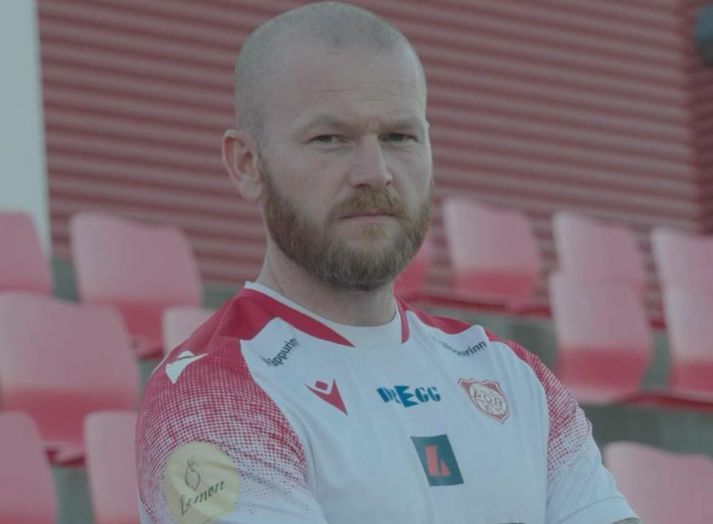 Aron Einar Gunnarsson í búningi Þórs.