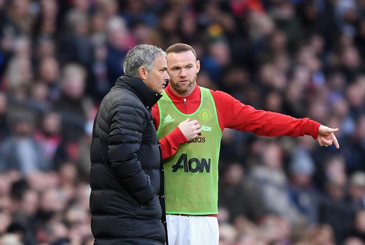 Rooney hefur verið inn og út úr byrjunarliðinu hjá Mourinho.