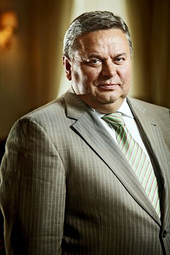 Victor I. Tatarintsev
 Sendiherra Rússlands á Íslandi.