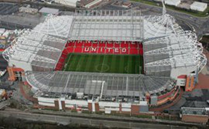 Eldur kom upp á Old Trafford í dag, en hann var slökktur skömmu síðar án þess að valda stórtjóni