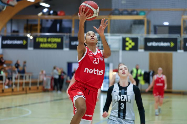 Amandine Justine Toi naut sín vel í kvöld og endaði stigahæst með 31 stig. 