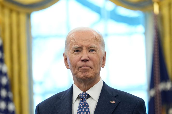 Joe Biden fráfarandi forseti Bandaríkjanna segir sterkan stáliðnað í innlendri eigu gríðarlega mikilvægt þjóðaröryggismál.