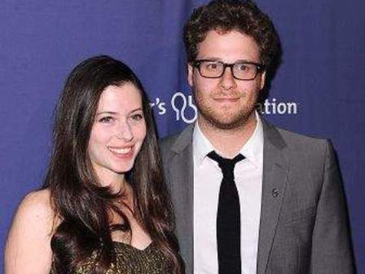 trúlofuð Seth Rogen segir að unnustan Lauren Miller sé allt of sæt fyrir hann.