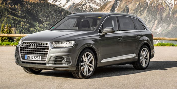 Önnur kynslóð Audi Q7 jeppans selst eins og heitar lummur.