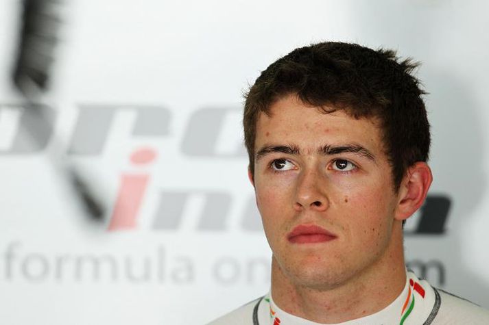 Skotinn Paul di Resta ekur með Force India.