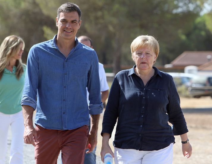 Merkel og Pedro Sánchez, forsætisráðherra Spánar.