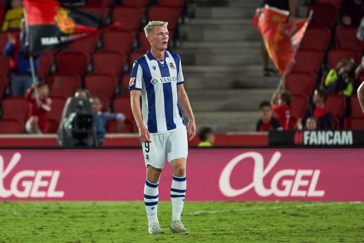 RCD Mallorca v Real Sociedad - La Liga EA Sports MALLORCA, SPAIN - SEPTEMBER 17: Orri Oskarsson of Real Sociedad looks on during the LaLiga match between RCD Mallorca and Real Sociedad at Estadi de Son Moix on September 17, 2024 in Mallorca, Spain. (Photo by Rafa Babot/Getty Images)