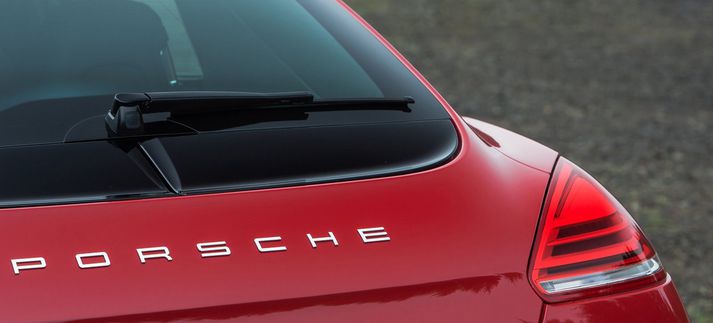 Hver vill fá Porsche sem keppinaut?