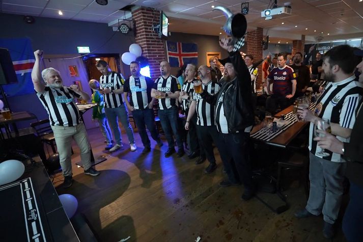 Stuðningsmenn Newcastle gátu fagnað vel á Ölveri á sunnudaginn var.