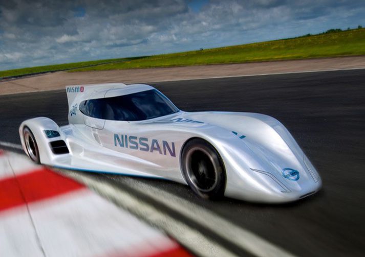 Nissan DeltaWing ZEOD.