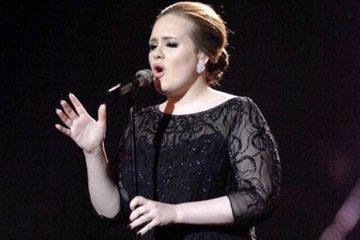 Adele  á tónleikum.