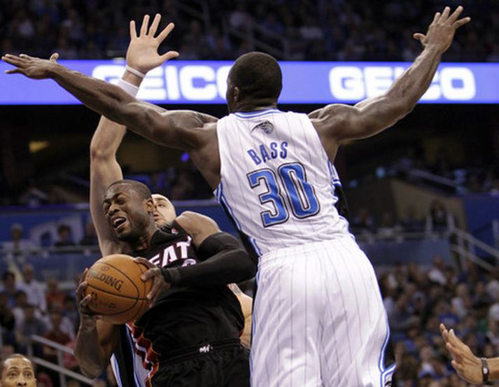 Dwyane Wade og félagar hans í Miami urðu undir í baráttunni gegn Orlando í nótt.