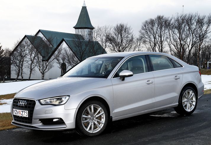 Audi A3 Limousine er laglegur bíll í C-stærðarflokki.