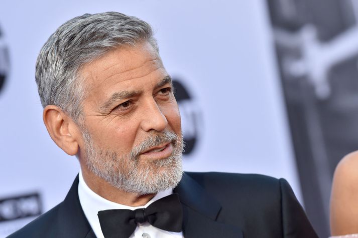George Clooney er 57 ára.