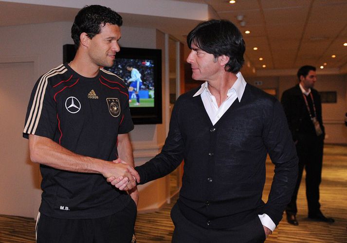 Ballack og Löw fyrir framan myndavélina í Suður-Afríku síðastliðið sumar