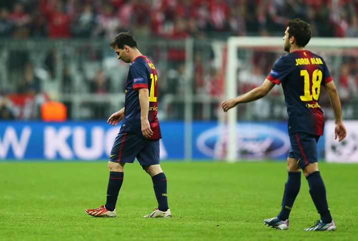 Messi og Alba ganga hér hnípnir af velli.
