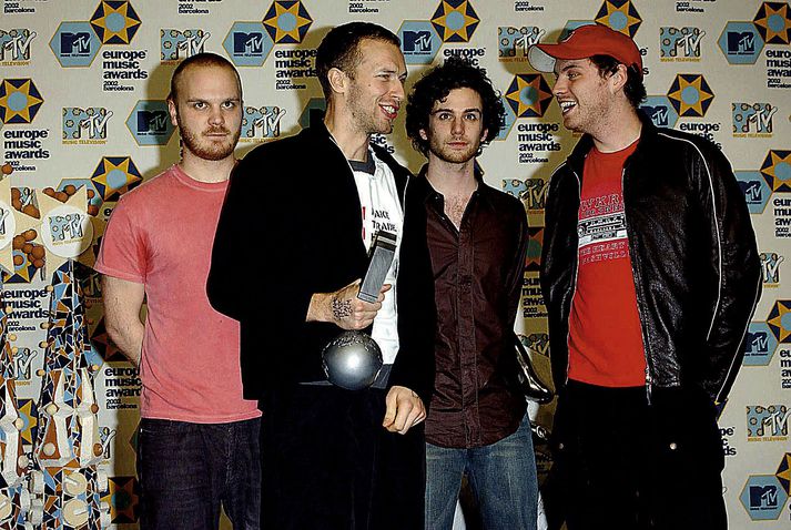 Meðlimir bresku hljómsveitarinnar Coldplay Coldplay á verðlaunahátíð MTV Europe árið 2002.