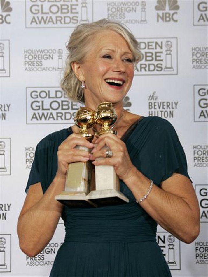 Helen Mirren fékk tvenn Golden Globe verðlaun fyrir að leika tvær drottningar