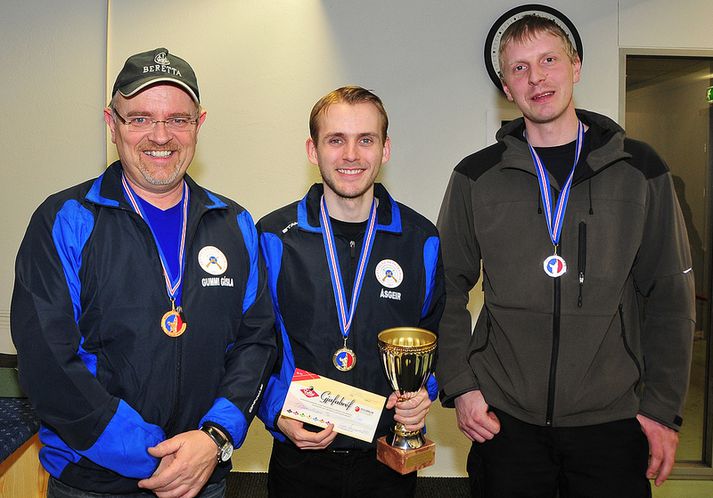 Guðmundur Kr. Gíslason, Ásgeir Sigurgeirsson og Thomas Viderö.