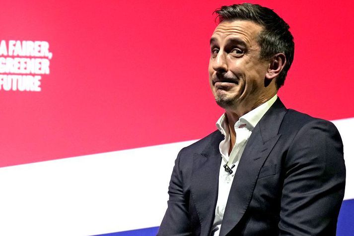 Gary Neville var frekar hissa á kollega sínum Jamie Carragher.