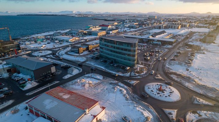 Heiðarskóli í Reykjanesbæ er annar skólanna sem er að bætast við.