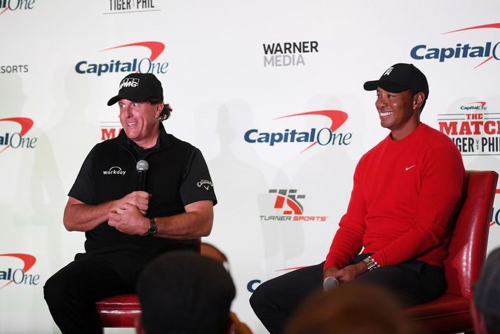 Phil Mickelson og Tiger Woods eru báðir gríðarlega vinsælir og sigursælir kylfingar.