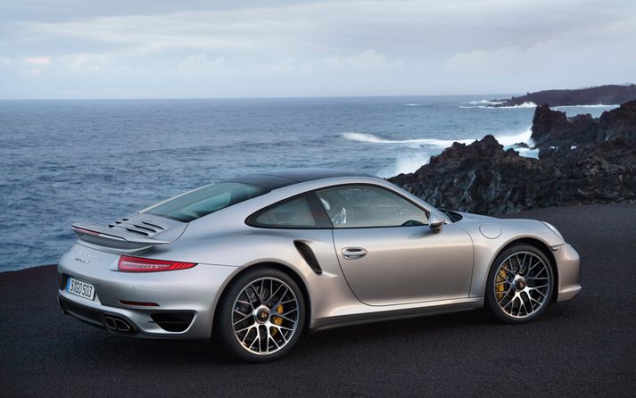 Porsche 911 Turbo S