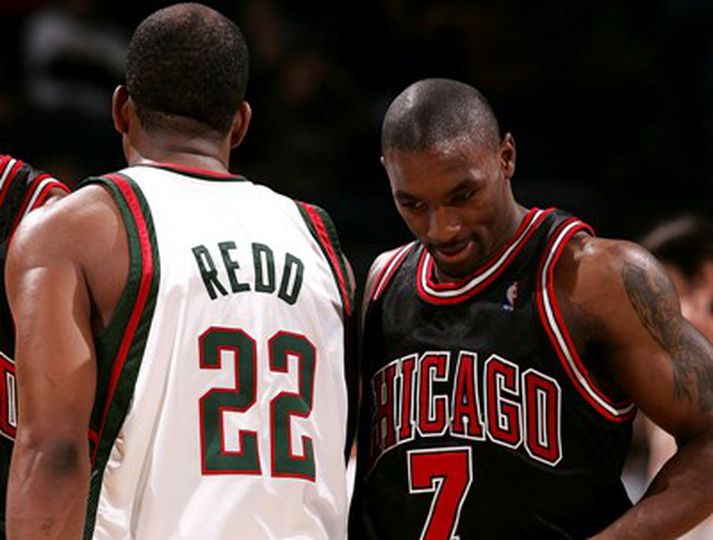 Michael Redd og Ben Gordon voru í miklu stuði í nótt og skoruðu 100 stig samanlagt.