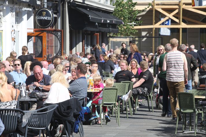 Atvikið átti sér stað fyrir utan Kaffi París við Austurvöll en myndin er úr safni.