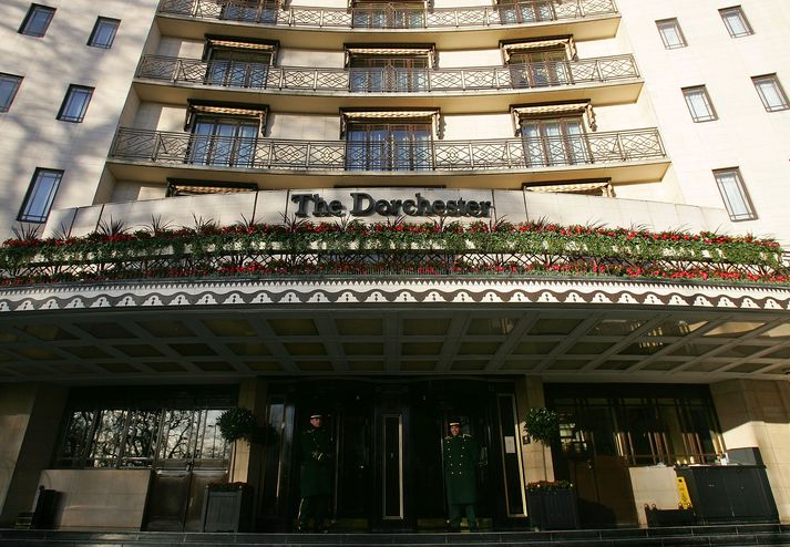 Hinn árlegi góðgerðarkvöldverður President's Club fór fram á Dorchester hótelinu í London þann 19. janúar síðastliðinn.