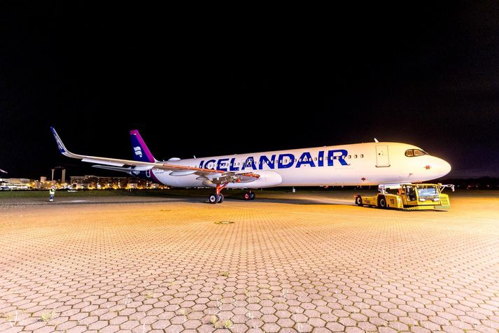 Icelandair reiknar með um 8 til 10 prósenta framboðsaukningu á næsta ári með óbreyttum fjölda flugvéla. Fjórar nýjar Airbus A321LR vélar koma í staðinn fyrir fjórar Boeing 757-vélar.