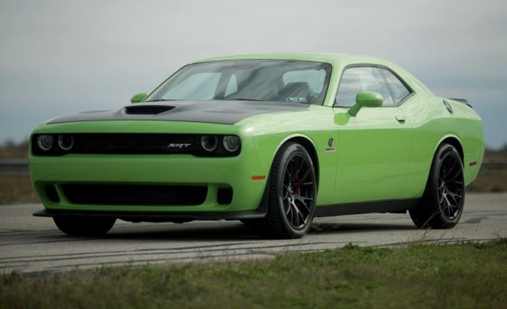 Dodge Challenger Hellcat er í grunninn 707 hestöfl.