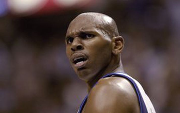 Jerry Stackhouse tekur út leikbann í fimmta leiknum á sunnudagskvöldið, en það er mikil blóðtaka fyrir Dallas