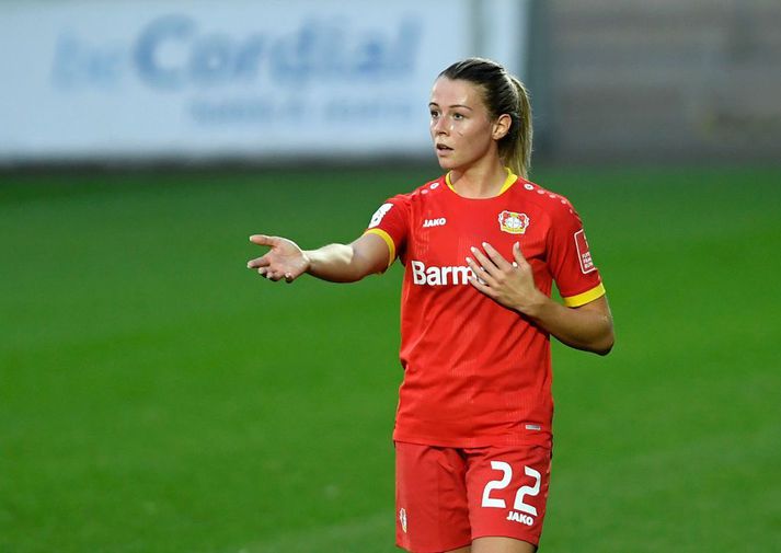Sandra María Jessen í leik með Leverkusen.