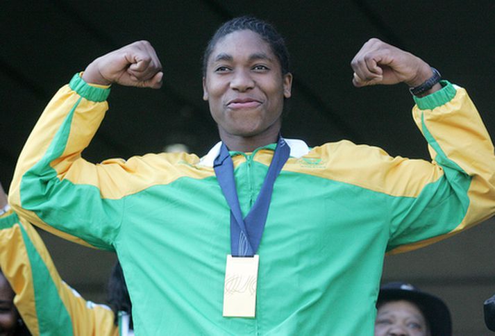 Caster Semenya með HM-gullið sitt.